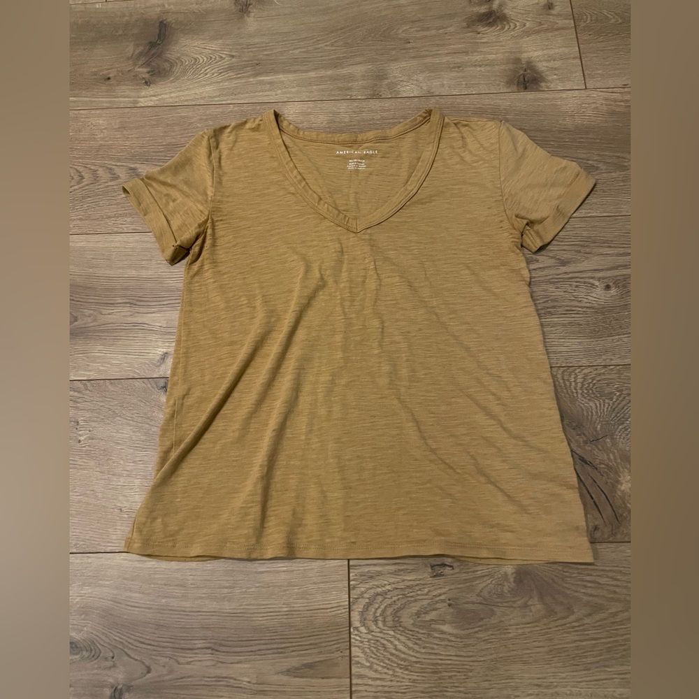 American Eagle T-Shirt